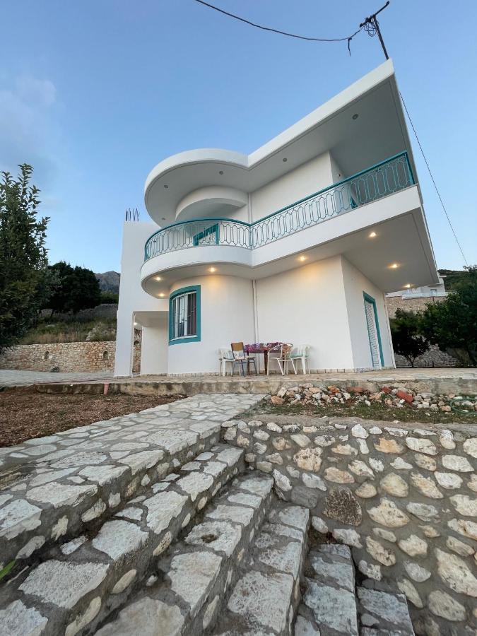 Endless Blue Apartments Dhërmi Εξωτερικό φωτογραφία