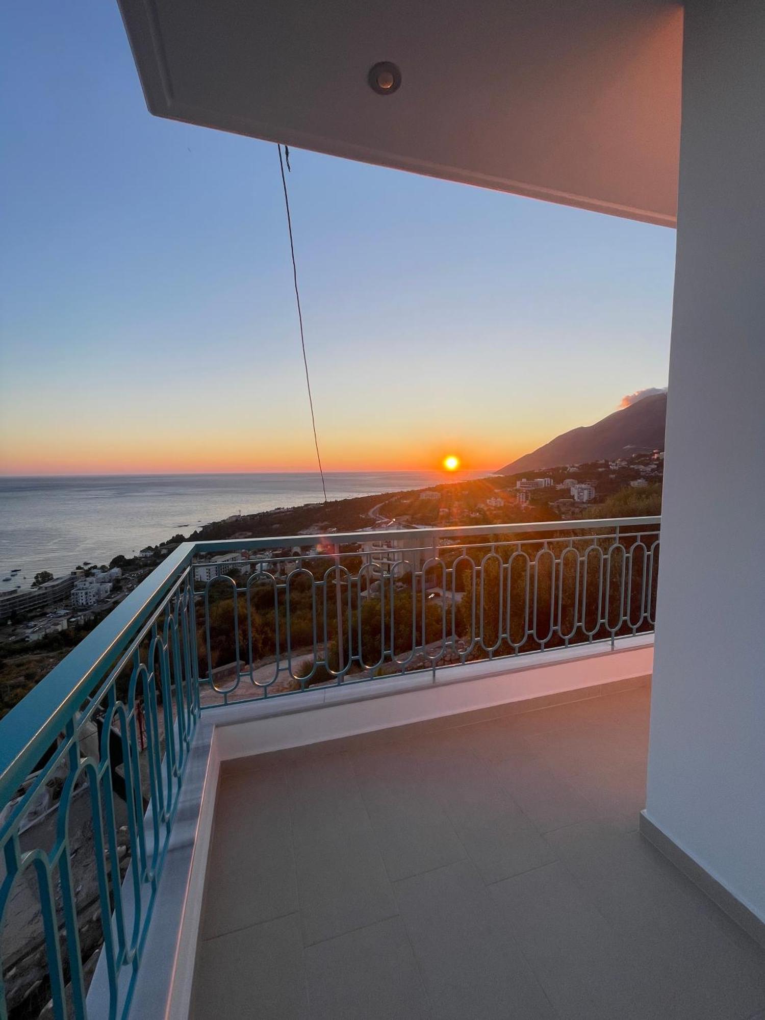 Endless Blue Apartments Dhërmi Εξωτερικό φωτογραφία