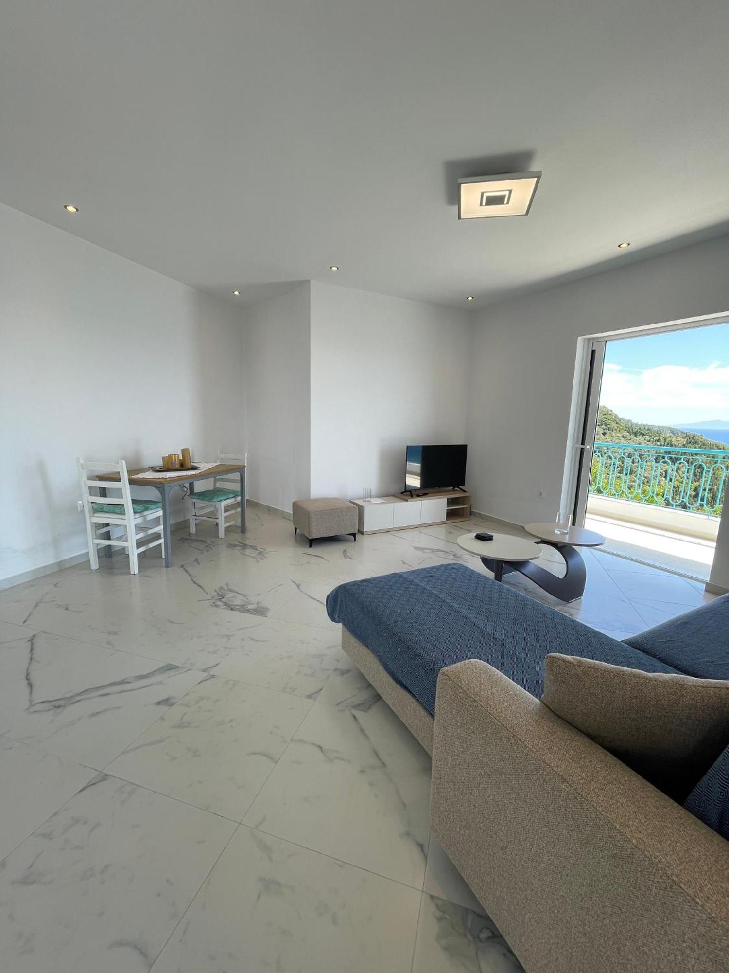 Endless Blue Apartments Dhërmi Εξωτερικό φωτογραφία