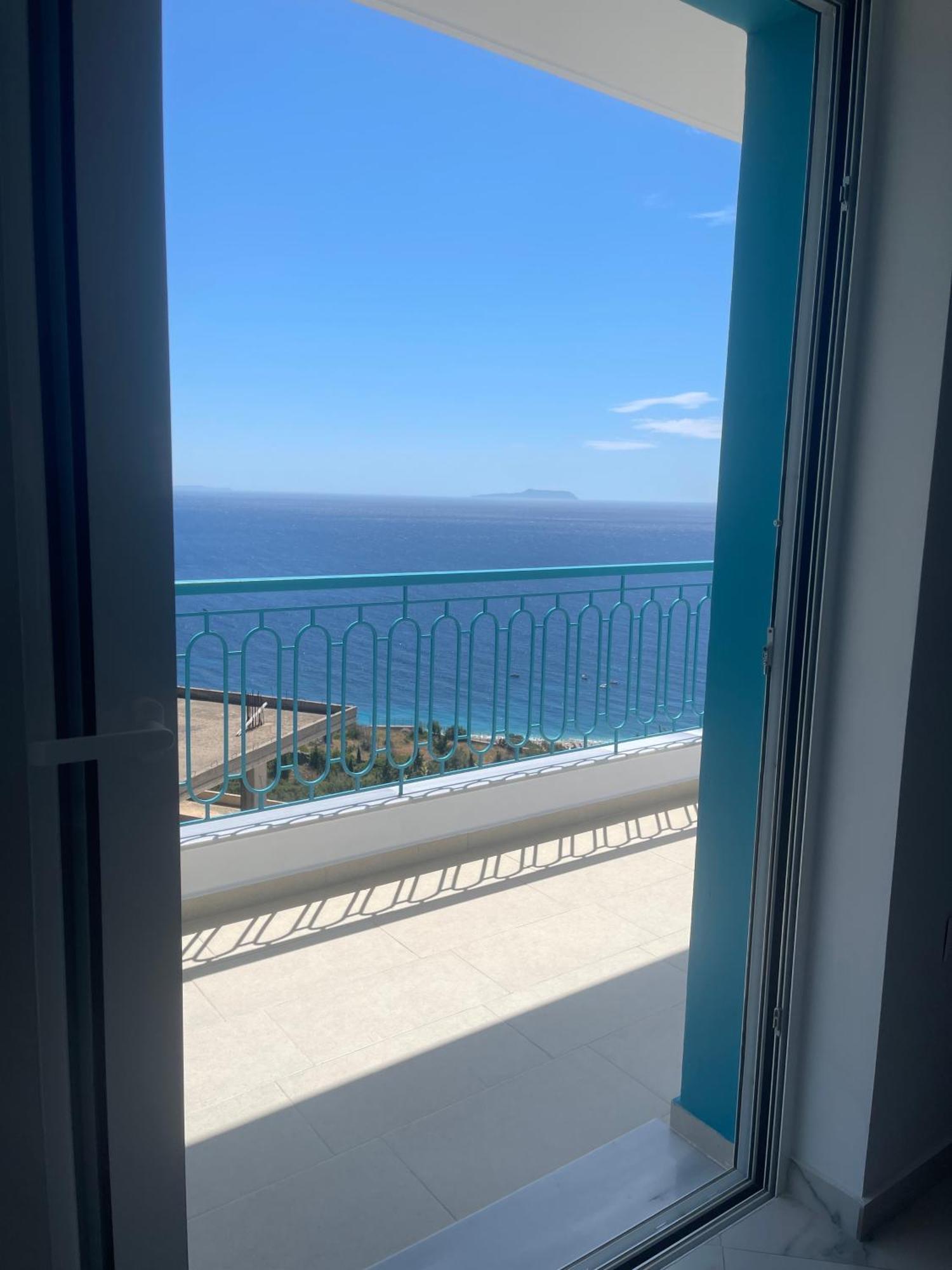 Endless Blue Apartments Dhërmi Εξωτερικό φωτογραφία