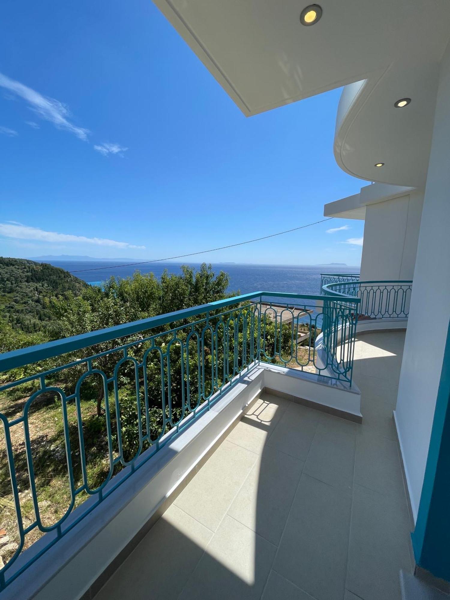 Endless Blue Apartments Dhërmi Εξωτερικό φωτογραφία