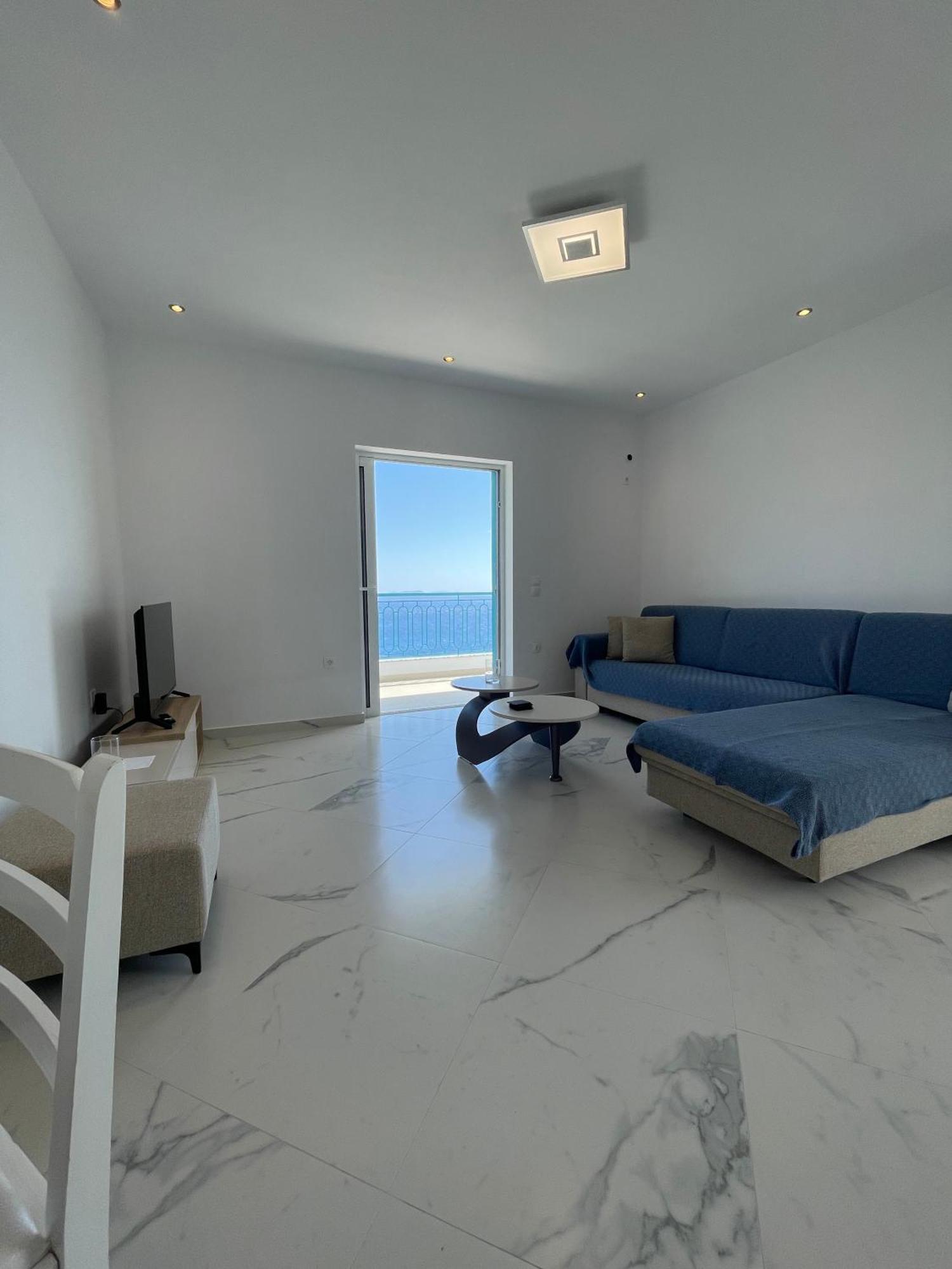 Endless Blue Apartments Dhërmi Εξωτερικό φωτογραφία