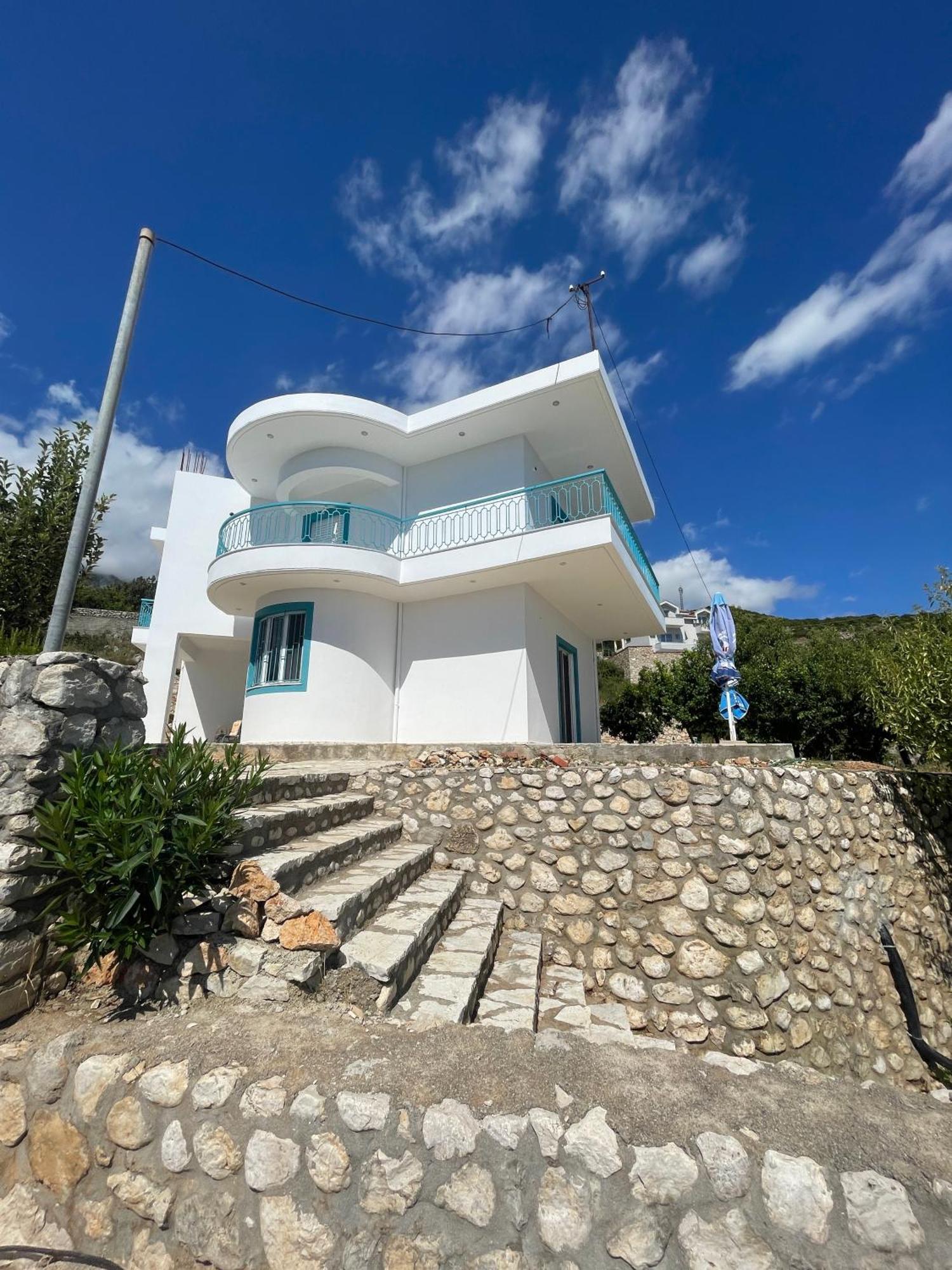 Endless Blue Apartments Dhërmi Εξωτερικό φωτογραφία