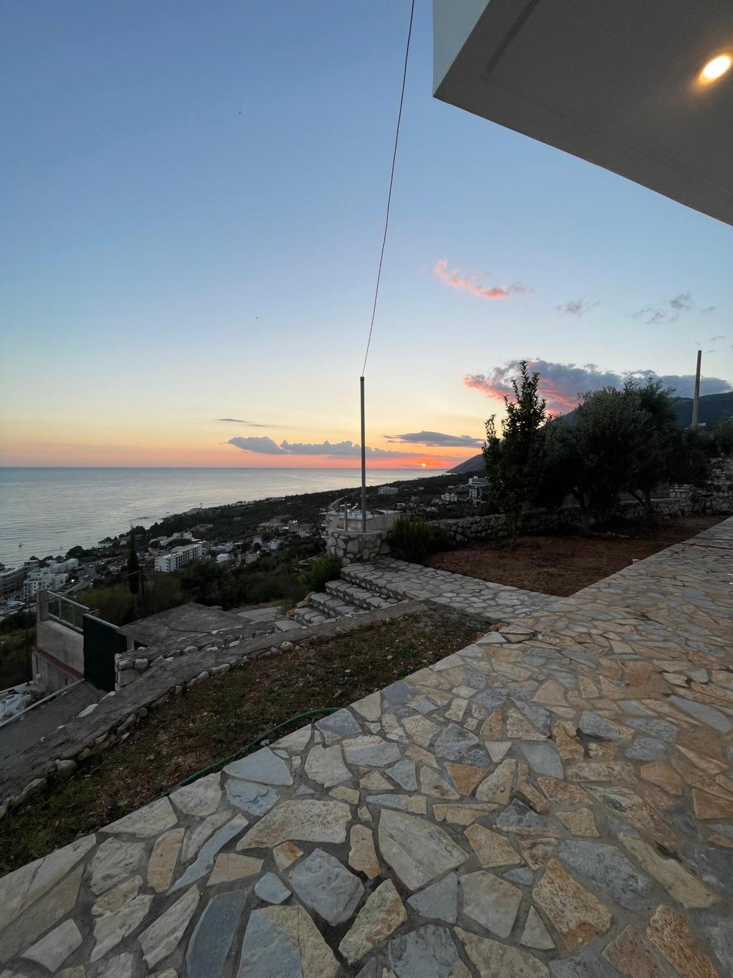 Endless Blue Apartments Dhërmi Εξωτερικό φωτογραφία